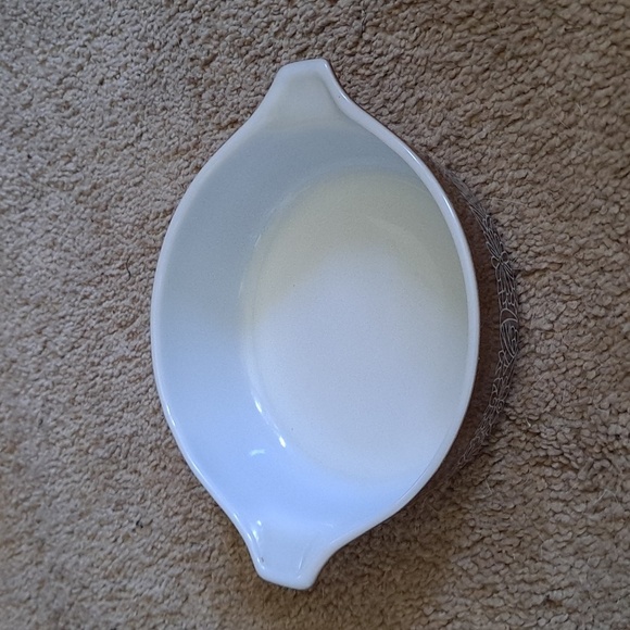 Pyrex - Picture 2 of 3